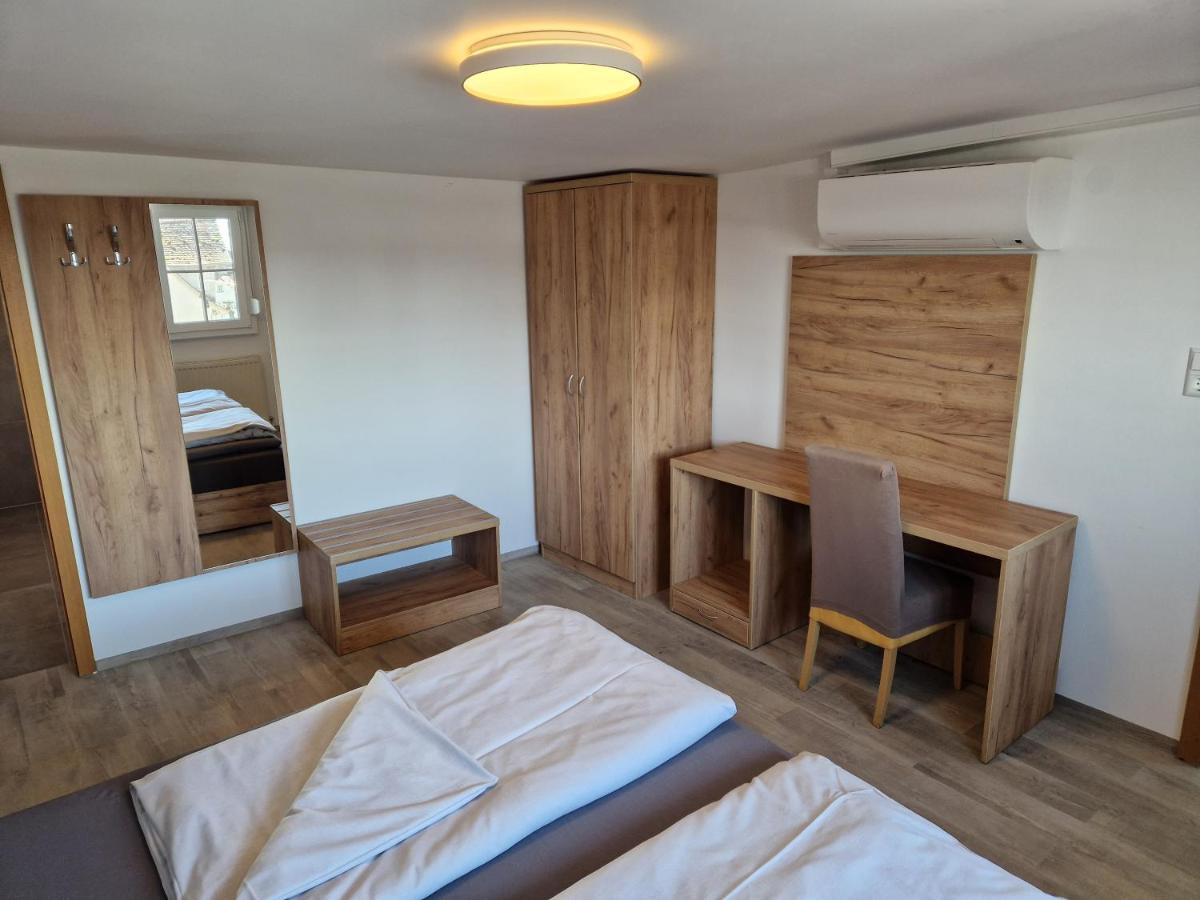 Hotel Dreikoenig & Restaurant Seegourmet Hagnau Bagian luar foto