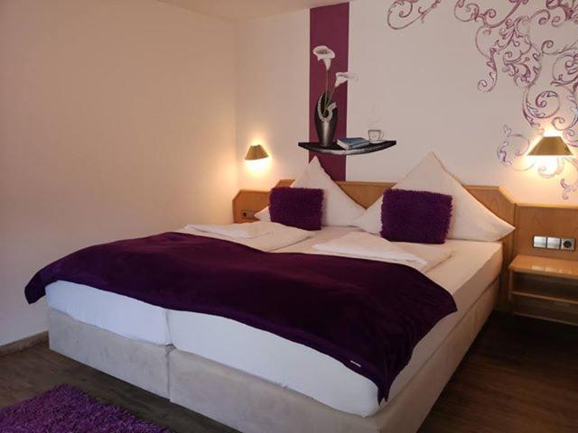 Hotel Dreikoenig & Restaurant Seegourmet Hagnau Bagian luar foto